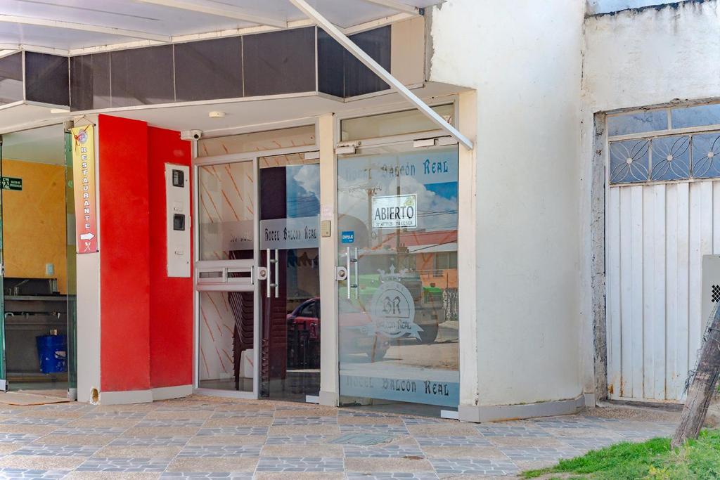 Ayenda Balcon Real 27