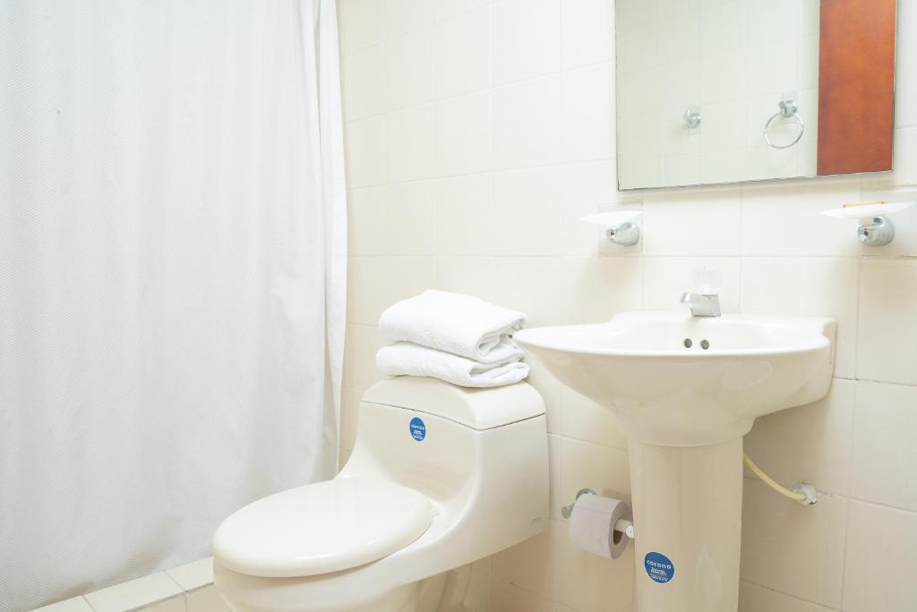 Ayenda 1313 Barahona 72 20