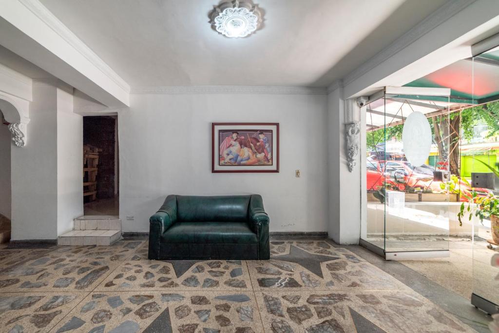 Ayenda 1228 Balcones de la 70 19