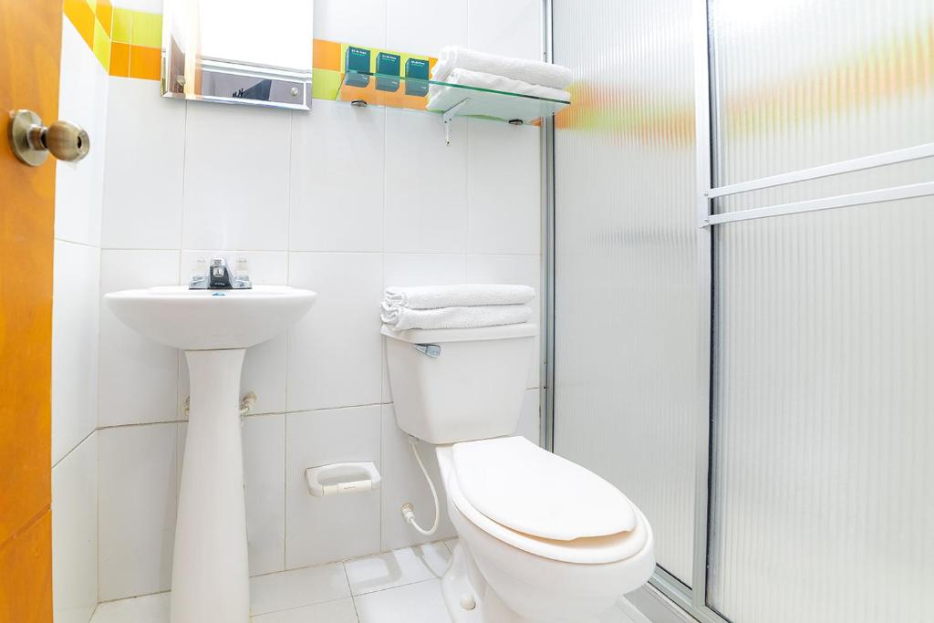 Ayenda Zhena - Baño - 22